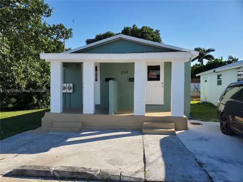 258 Adams Pl, Pahokee, FL 33476