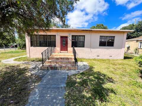 2283 NW 86th Ter, Miami, FL 33147