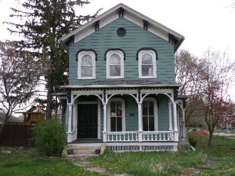 605 Main Street, Batavia, IL 60510