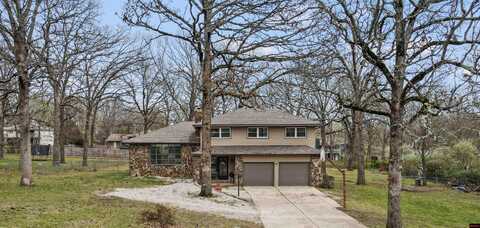 1206 STONEY DRIVE, West Plains, MO 65775