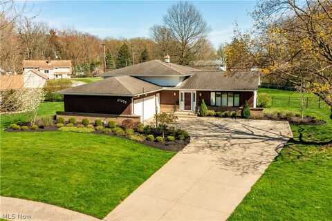27875 Gardenia Drive, North Olmsted, OH 44070
