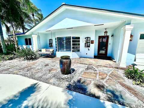 4241 NE 23rd Avenue, Lighthouse Point, FL 33064