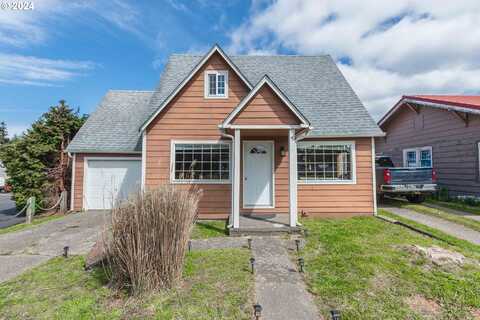 945 2ND ST, Bandon, OR 97411