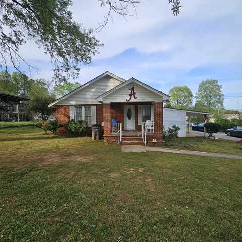 56 Pine St, Russellville, AL 35653