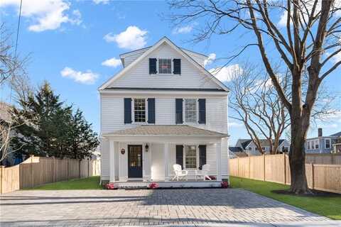 4 Cherry Street, Newport, RI 02840