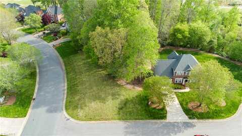 105 Kingsmill Court, Advance, NC 27006