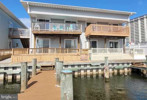 105 NEWPORT BAY DRIVE, OCEAN CITY, MD 21842