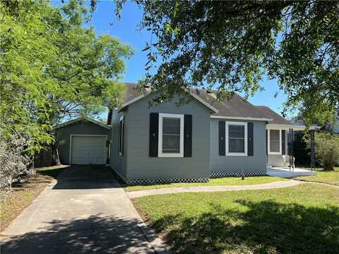 934 W Alice Avenue, Kingsville, TX 78363