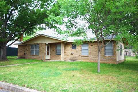 809 Edison St, Fredericksburg, TX 78624