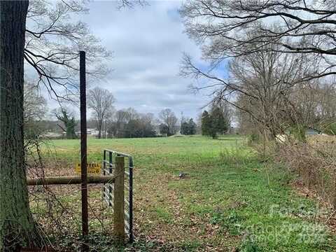 4017 Cowboy Lane, Charlotte, NC 28216
