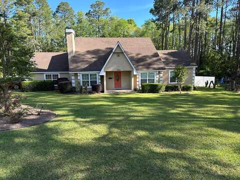 2005 Indian Trail, Douglas, GA 31533