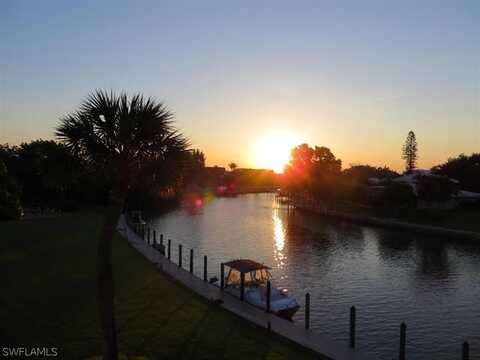 1250 Tennisplace Court, SANIBEL, FL 33957