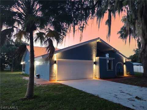 4508 Fire Court, LABELLE, FL 33935