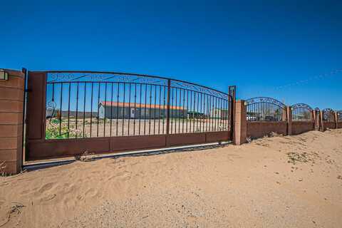 75 Dairy Road, Los Lunas, NM 87031