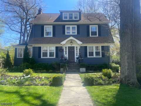 50 Oakland Pl, Summit, NJ 07901