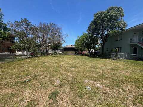 919 NW 29th Ter, Miami, FL 33127