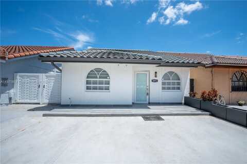 5471 W 21st Ct, Hialeah, FL 33016