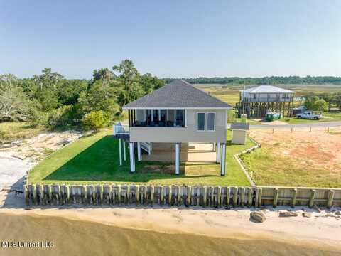 6705 Belle Fontaine Drive, Ocean Springs, MS 39564