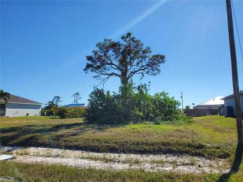 2924 NW 25th LN, CAPE CORAL, FL 33993