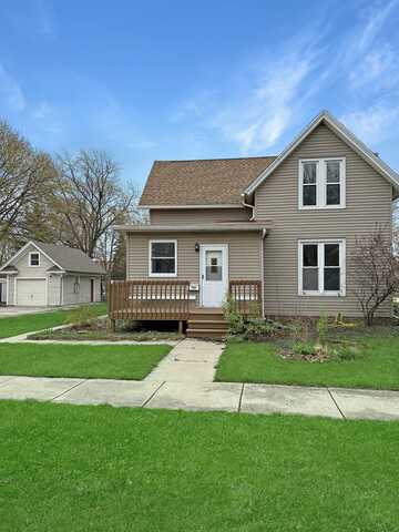 126 W PERRY Street, Belvidere, IL 61008