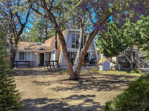 430 Cedar Lane, Sugarloaf, CA 92386