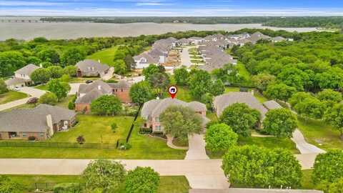 410 Comanche Drive, Shady Shores, TX 76208