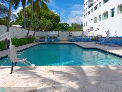 2670 E Sunrise Blvd, Fort Lauderdale, FL 33304