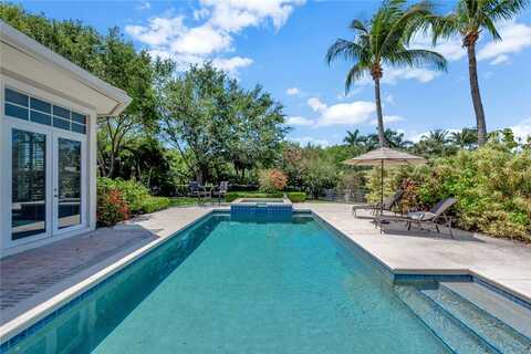 1300 Lake Bend Court, Vero Beach, FL 32963