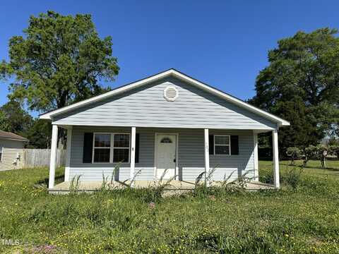 702 S Fayetteville Avenue, Dunn, NC 28334