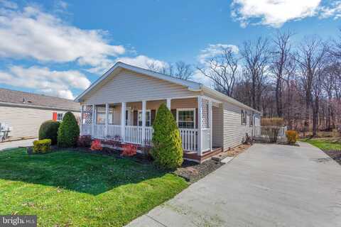 1096 CLUB HOUSE COURT, SCHWENKSVILLE, PA 19473