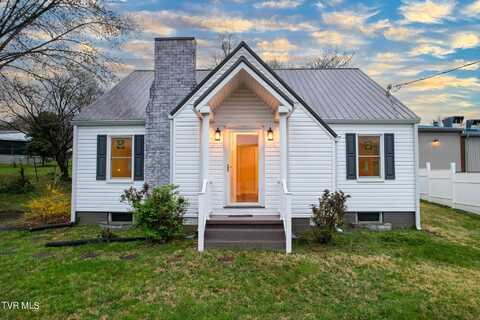 938 Snapps Ferry Road, Greeneville, TN 37745