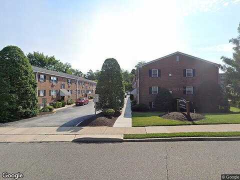 Radnor Dr Apt E4, NEWTOWN SQUARE, PA 19073