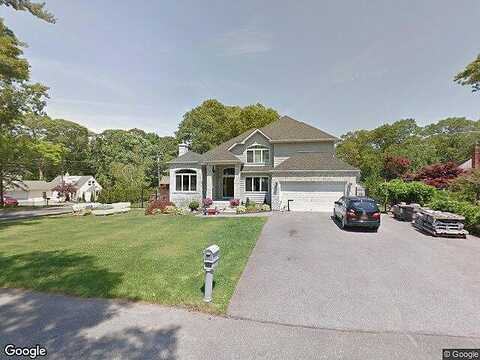 Virginia, LAKE GROVE, NY 11755