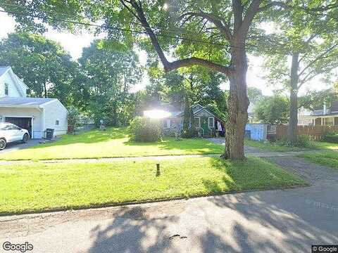 West, EAST SYRACUSE, NY 13057