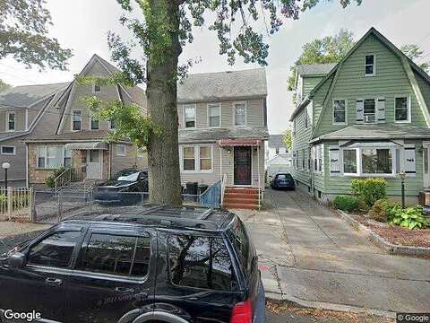 198Th, SAINT ALBANS, NY 11412