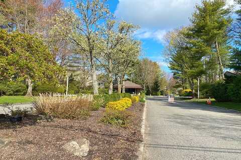 Foxwood, JERICHO, NY 11753