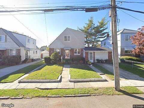 199Th, SAINT ALBANS, NY 11412