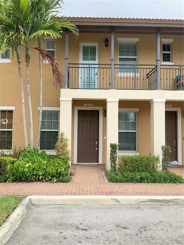 147Th, PEMBROKE PINES, FL 33027