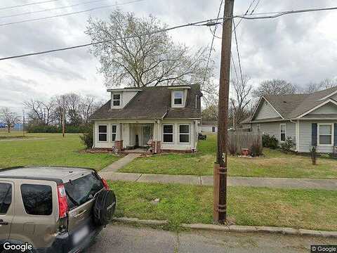 8Th, NORTH LITTLE ROCK, AR 72114