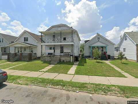 Mcdougall, HAMTRAMCK, MI 48212