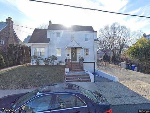 Winfred, YONKERS, NY 10704