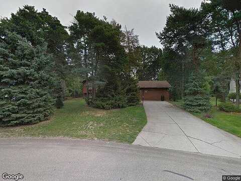 Deer Cove, HOLLAND, MI 49424