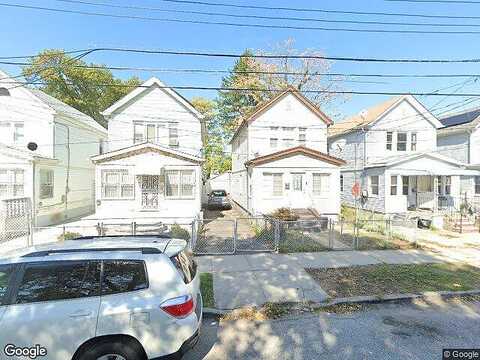 115Th, JAMAICA, NY 11436