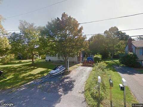 Crofton, EAST FALMOUTH, MA 02536