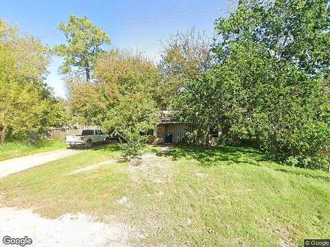 6Th, FLORESVILLE, TX 78114