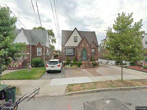 96Th, HOWARD BEACH, NY 11414