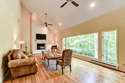 River Court, ATLANTA, GA 30328