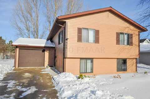 20Th, MOORHEAD, MN 56560