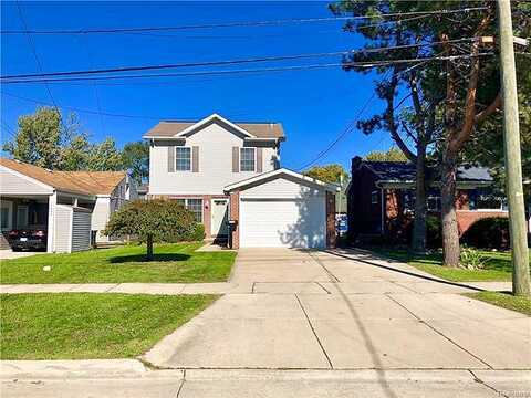 10 Mile, SAINT CLAIR SHORES, MI 48080