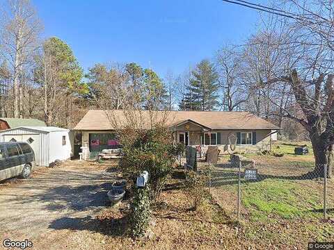 Sagefield, CANDLER, NC 28715